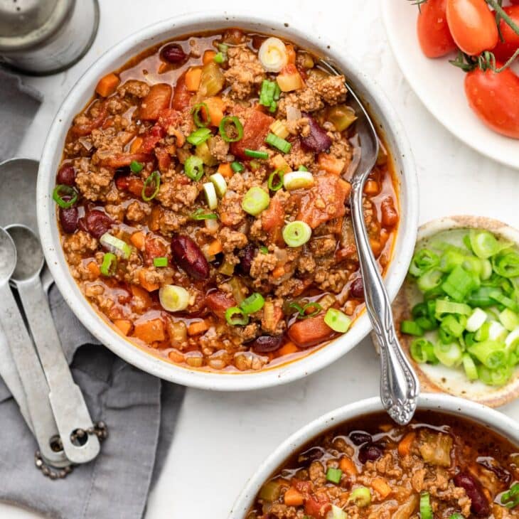 Easy Stovetop Chili - Coconuts & Kettlebells